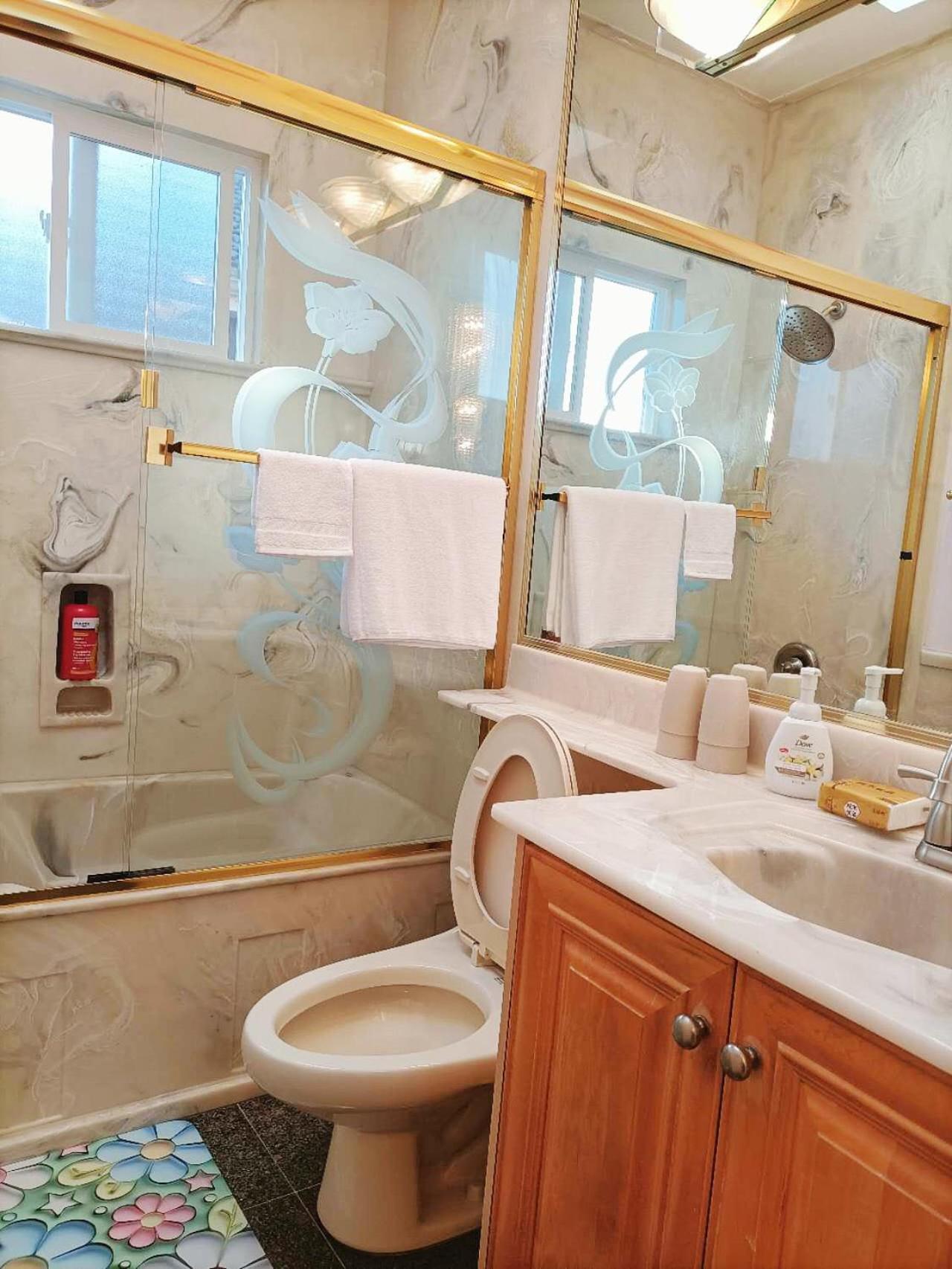 Отель Warm Retreat Ванкувер Экстерьер фото